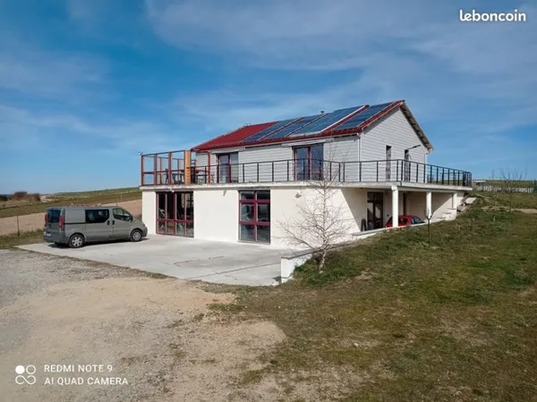 Maison individuelle en pleine nature