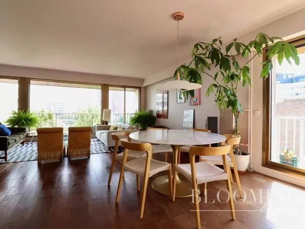 Appartement 5 pièces 142 m²