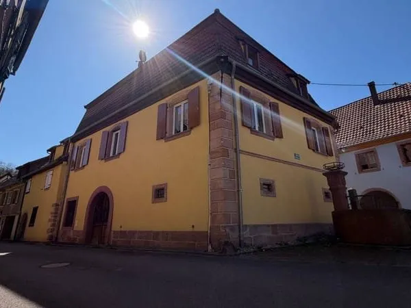 Maison 9 pièces 354 m²