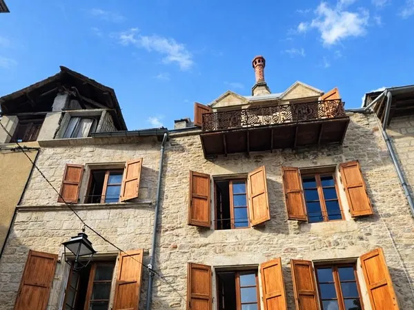 Appartement 3 pièces 186 m²