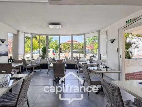 DAX (40) À VENDRE - Fonds de Commerce Bar / Restaurant