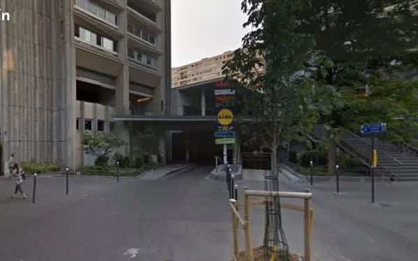 Parking avenue d'Ivry
