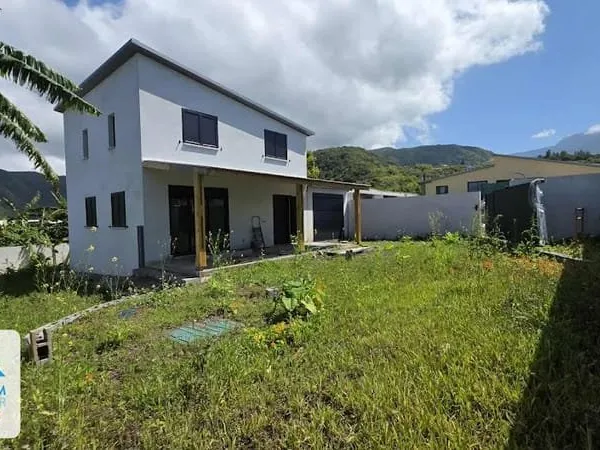 Villa 4 pièces 94 m²
