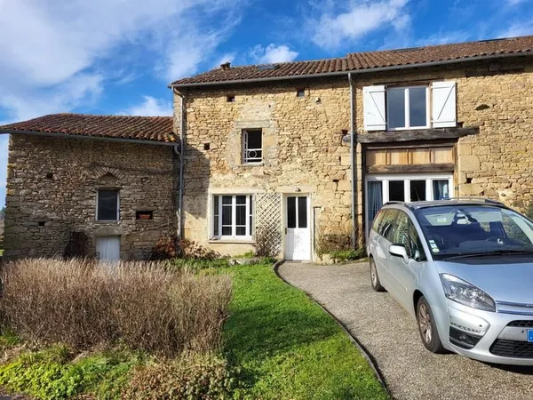 Vente Maison en pierre 5/7 chambres, près de St Pardoux - Haute