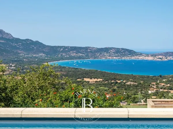 Lumio, Maison de Maître, 9 chambres, vue panoramique mer et village, piscine, proche plage