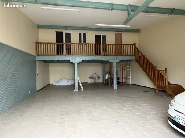 Bureaux 100 m² Ciboure