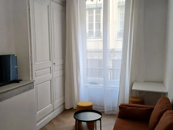 Studio meublé