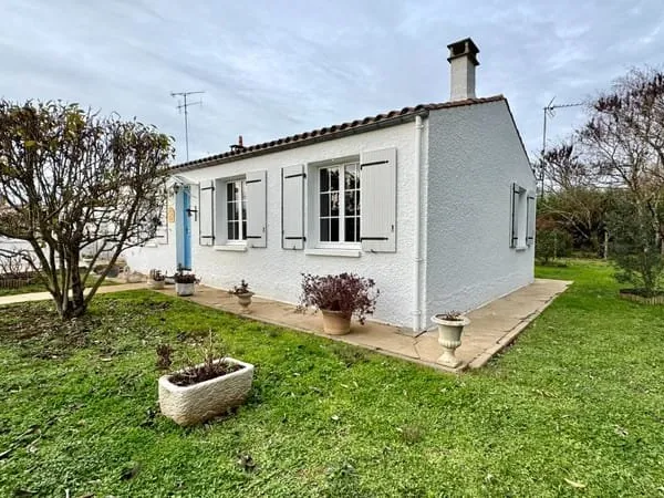 Maison de plain pied Rochefort 3 pièce(s) 75 m2 - garage et jardin