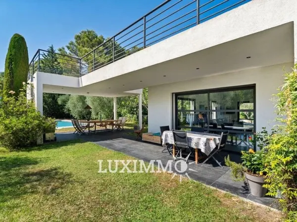 VILLA MODERNE 5CH - VUE DÉGAGÉE