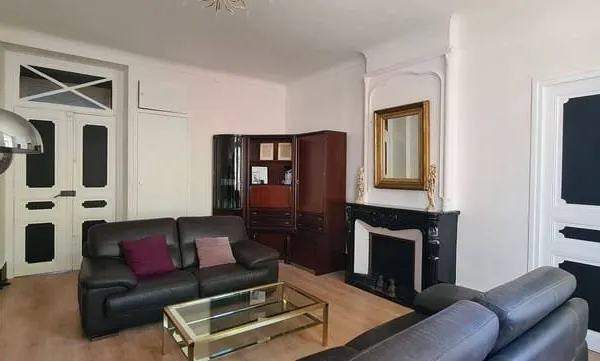 Appartement 6 pièces 140 m²