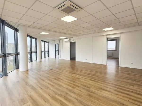 Bureaux 170 m²