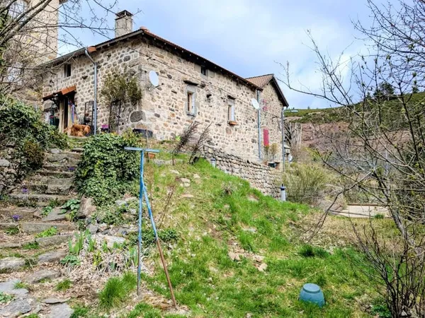 Maison en pierre 5 pièces