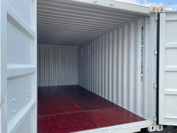 Garage auto moto ou meubles et cartons en conteneur neuf
