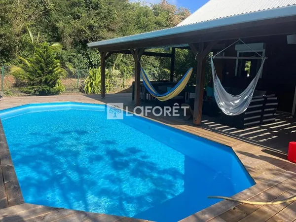 Villa 6 pièces 215 m²