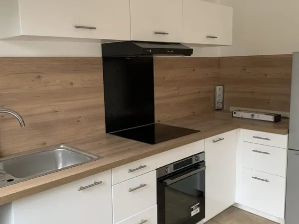APPARTEMENT F3 REFAIT ENTIEREMENT
