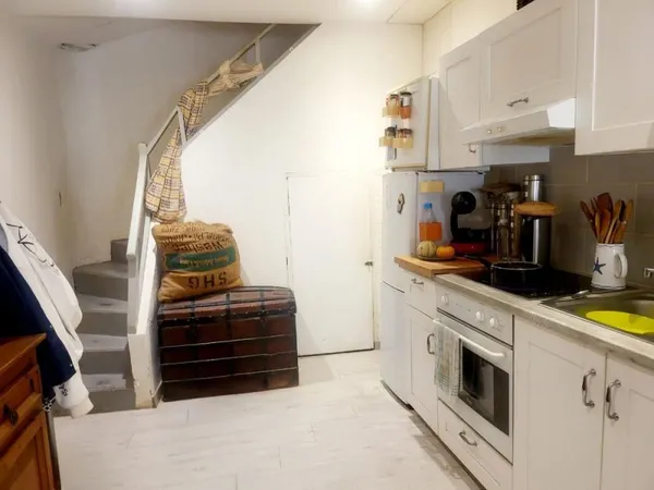 Poussan vente de maison de village R+1, 28 m², avec mezzanine