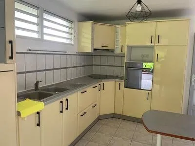 Villa F4 à louer