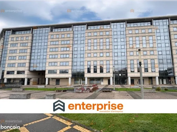 Bureaux 600 m²