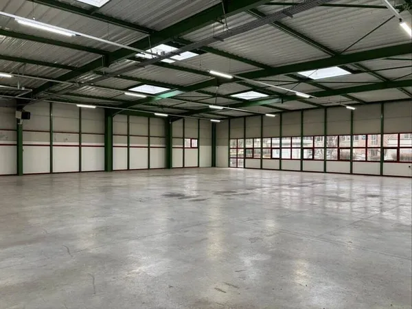 Local d'activité 509 m²