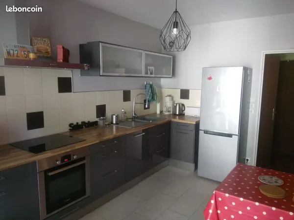 T2 50m² meublé + Box Garage en sus
