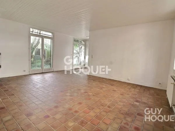Maison Chaville 5 pièces 101.5 m2 proche RER C