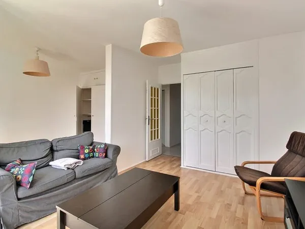 Appartement 3 pièces - Av. Barthélémy Buyer - 70.11m2