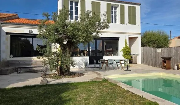 Maison 7 pièces 175 m²