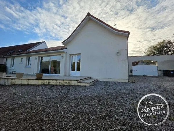 Maison 5 pièces 186 m²
