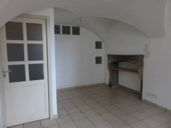 Local commercial 2 pièces 48 m²