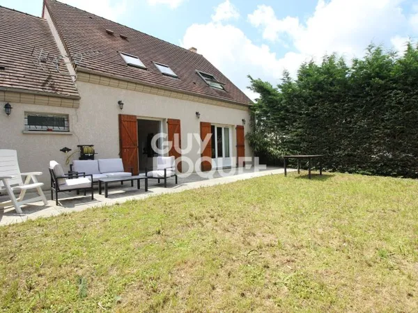Maison 7 pièces 5 chambres à MORSANG SUR ORGE (91390)