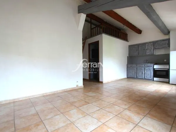 Studio 1 pièce 28 m²