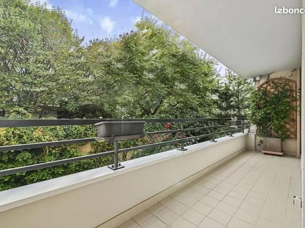 Appartement 5 pièces 99 m²