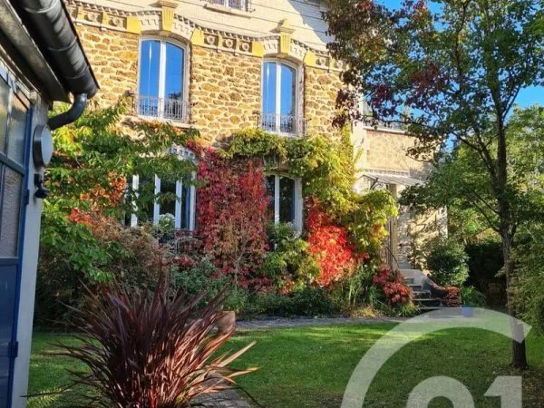 Maison 6 pièces 153 m²