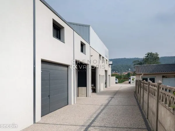 Local 205 m² Malzéville