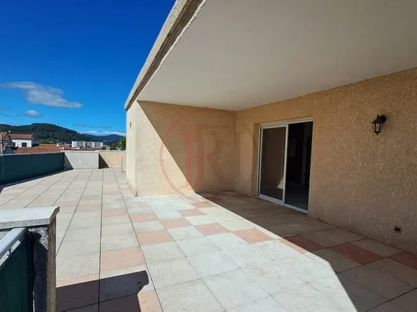 APPARTEMENT ALES 108 M2 TERRASSE 100M2