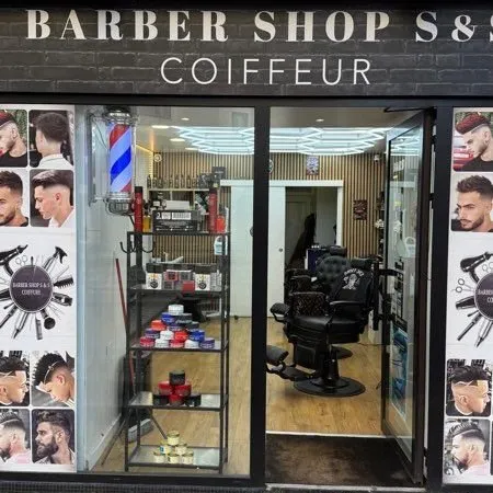 Salon de coiffure à vendre