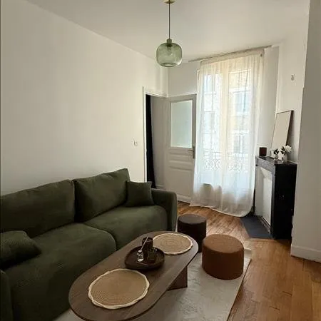 Appartement - 4ème étage - 31 m2 - 2 pièces - Meublé
