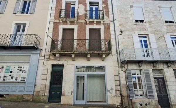 Immeuble 120 m²