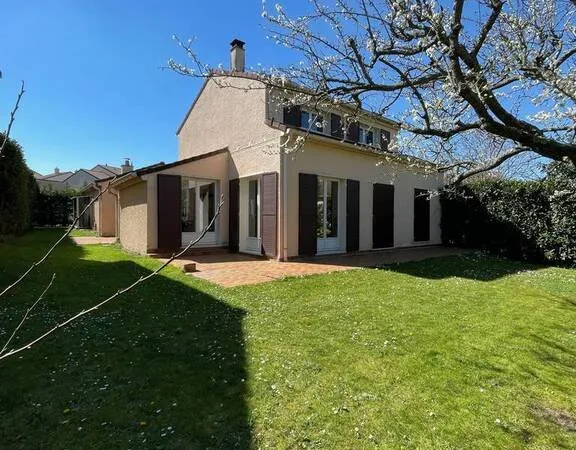 Maison 6 pièces 140 m²