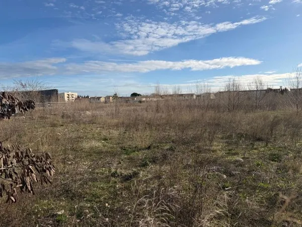 Maison neuve à Batir sur terrain de 365 m²