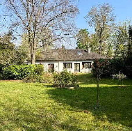 Maison 7 pièces 282 m²