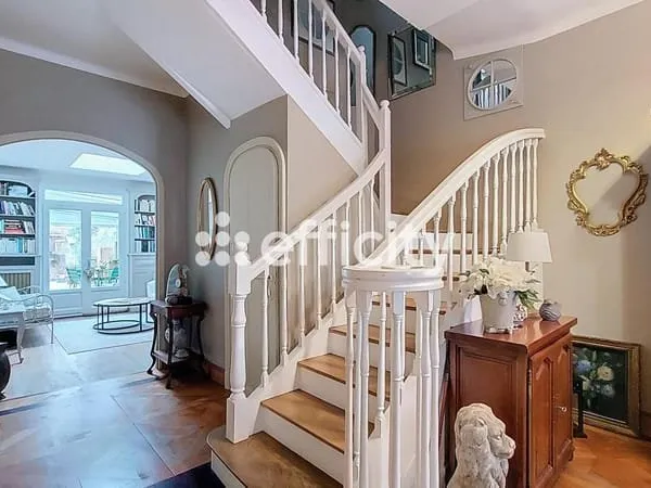 Maison et villa de prestige Vente La Roche-sur-Yon 7p 200m² 500000€