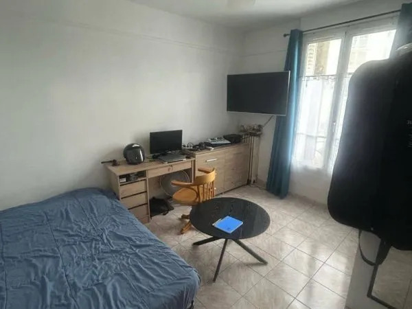 Studio 1 pièce 17 m²
