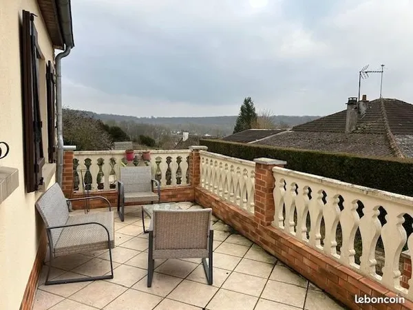 Maison 11 pièces 227 m²
