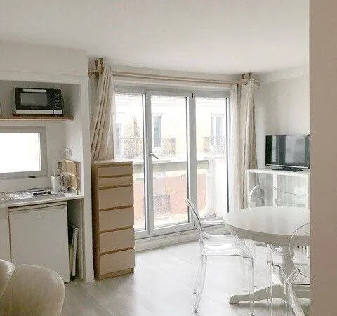 Studio 1 pièce 23 m²