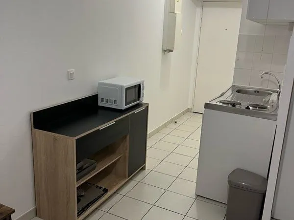 Studio meublé dans résidence étudiante