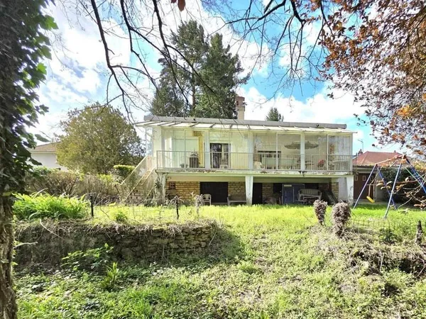 Maison 6 pièces 160 m²