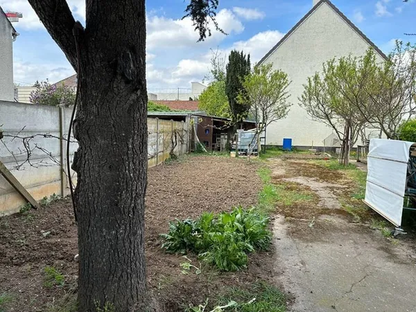 Terrain 333 m²