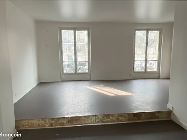 A vendre Paris 5e - Boulevard de Port-Royal | 57 m² à fort potentiel traversant, lumineux, chambre d