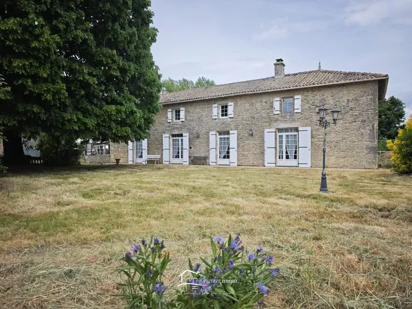 MAISON JARDIN DEPENDANCES